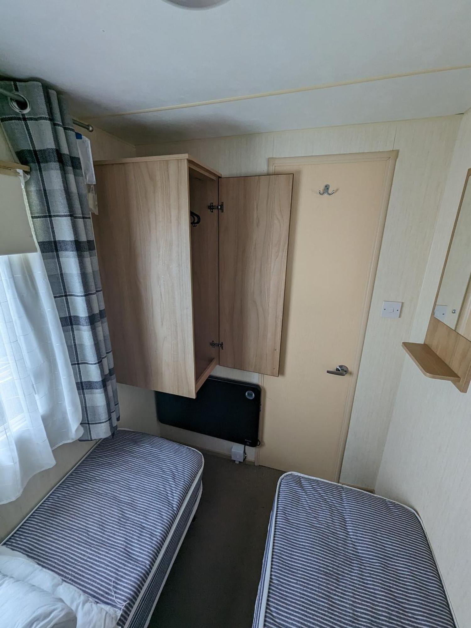3 Bedroom Caravan, Sleeps 8 Lyons Lido Beach Престатин Экстерьер фото