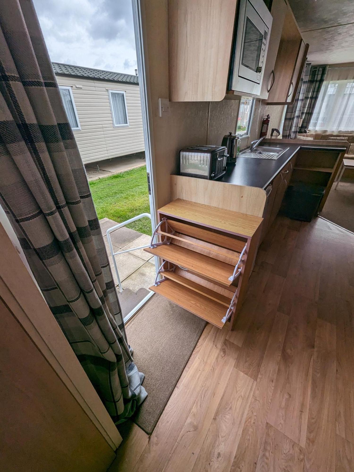 3 Bedroom Caravan, Sleeps 8 Lyons Lido Beach Престатин Экстерьер фото